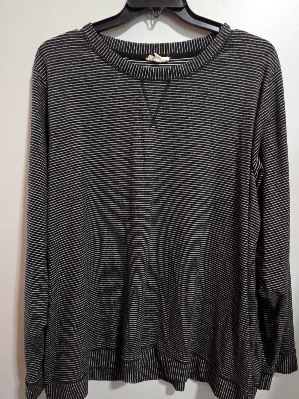 Striped Crewneck Pullover in Black and White